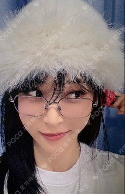 REV MAKESTAR Moon Byul photocard image