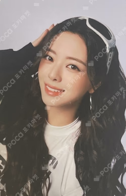 ITZY 3RD WORLD TOUR [TUNNEL VISION] in JAPAN Photo card set