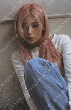 Motto POCAALBUM B Ver. YEJI photocard image