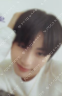 WHO! WHO ver. TAESAN photocard image