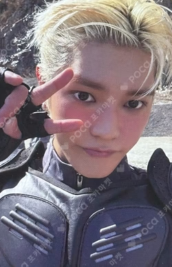 WYLD Jewel Case Ver. TAEYONG photocard image