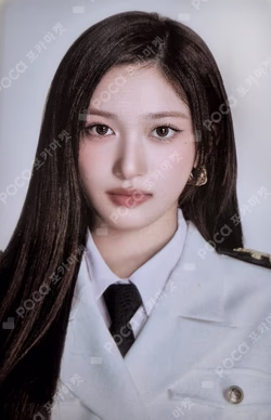 IVE LEESEO photocard image