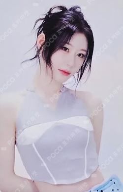 ITZY CHAERYEONG photocard image