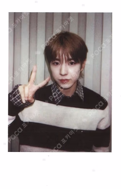 NCT YUSHI photocard image