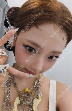 CHOOM EVERLINE RUKA photocard image