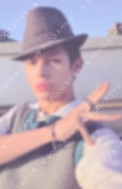 GREENGREEN WEVERSE LUCKY DRAW JAMES photocard image