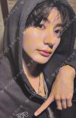 Silence: Inside the Fame ZIP-UP HOODIE SET ANTON photocard image
