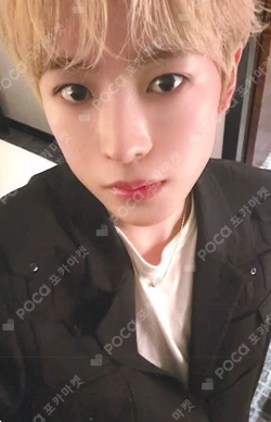 NCT YUSHI photocard image