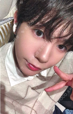 COLOR KMS RYO photocard image