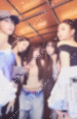 LE SSERAFIM 2026 S/S POP UP Mini Photo Card Unit photocard image