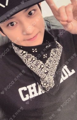 2025 EXO FANMEETING 'EXO'verse' HOODIE + PHOTO CARD SET