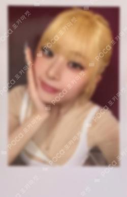 LE SSERAFIM HUH YUNJIN photocard image