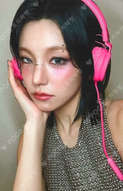 ITZY YEJI photocard image