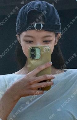 Motto BROADCAST LIA photocard image
