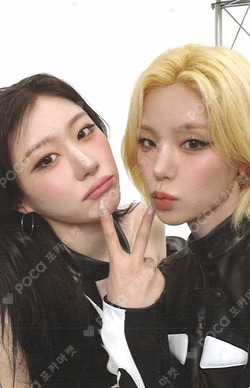 ITZY 3RD WORLD TOUR [TUNNEL VISION] in SEOUL TRADING CARD