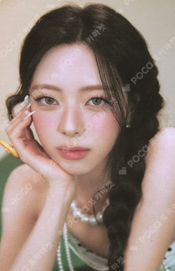 Motto POP-UP STORE TRADING CARD YUNA photocard image