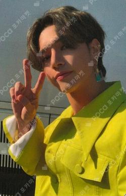 ATEEZ WOOYOUNG photocard image
