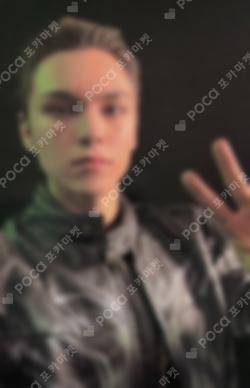 Seventeen VERNON photocard image