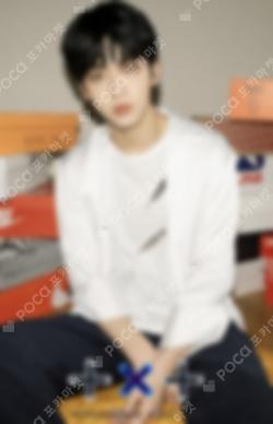 TXT SOOBIN photocard image