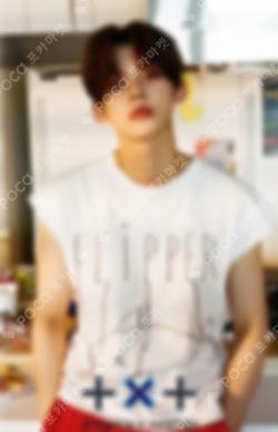 TXT YEONJUN photocard image
