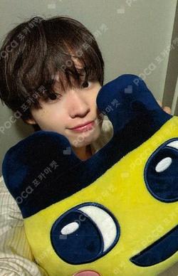 Imagen de la photocard de Keiju de KickFlip