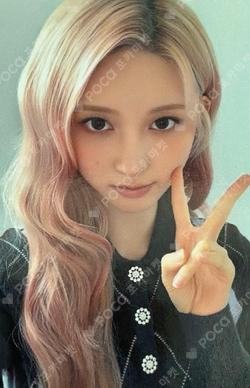 LUCID DREAM LIMITED EDITION V GAEUL photocard image