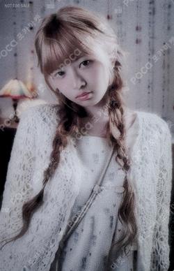 IVE REI photocard image
