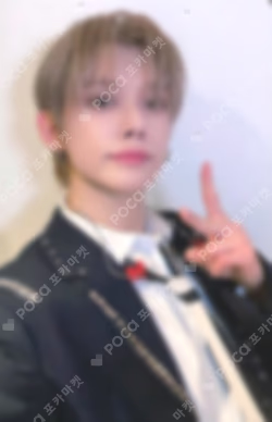 TXT YEONJUN photocard image