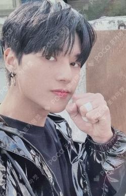 ATEEZ WOOYOUNG photocard image