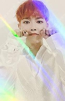 ATEEZ HONGJOONG photocard image