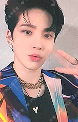 ATEEZ YUNHO photocard image
