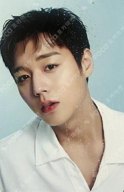 PARK JI HOON PARK JI HOON photocard image