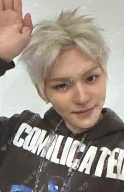 NEW WAV RAW VER. YOSHI photocard image