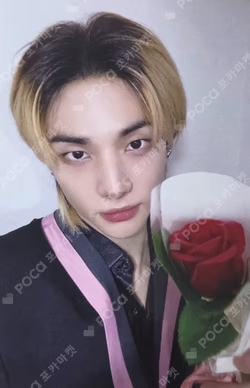 Stray Kids HYUNJIN photocard image