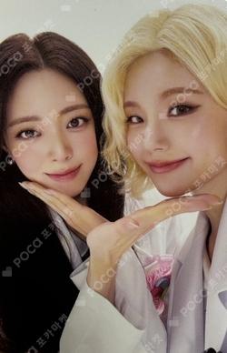 ITZY Unit photocard image