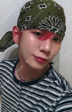 HUNTER JUMP UP Key photocard image