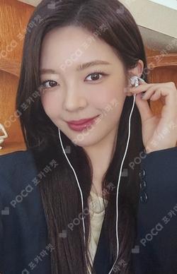 ITZY LIA photocard image