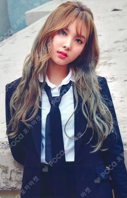 ONCE BEGINS PHOTOCARD SET NAYEON photocard image