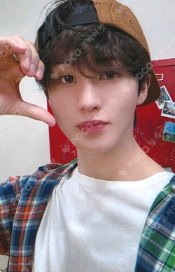 9TH ANNIVERSARY CD LOCKET NECKLACE SET MARK photocard image