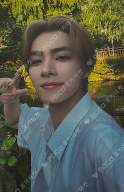 2026 SEASON'S GREETINGS PHOTO PACK