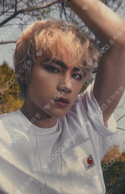 Give Me That ACRYLIC PHOTO KEYRING XIAOJUN photocard image