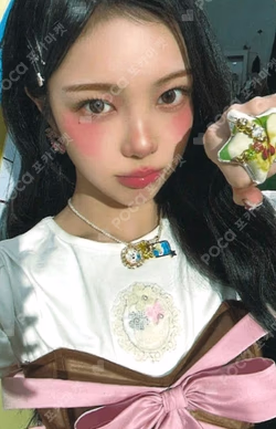 Hearts2Hearts IAN photocard image