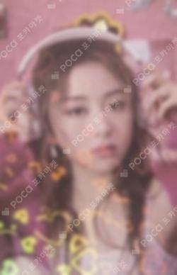 FEARLESS (Japanese ver.) WEVERSE JAPAN HUH YUNJIN photocard image