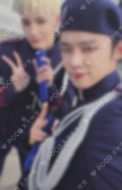TXT Unit photocard image