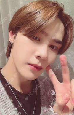 NCT KUN photocard image