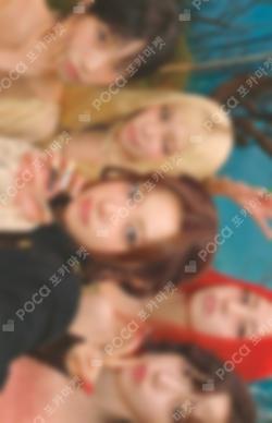 LE SSERAFIM 2026 S/S POP UP S/S T-Shirt Unit photocard image