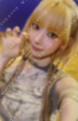 LE SSERAFIM SAKURA photocard image