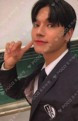 ZERO : FEVER EPILOGUE A Ver. Platform VER. WOOYOUNG photocard image