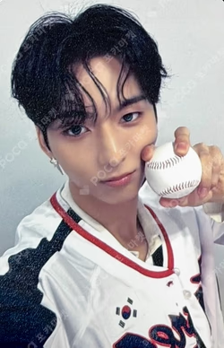 DEAD AND WHOSFAN O.de photocard image