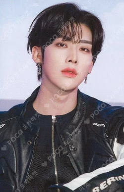 ZEROBASEONE RICKY photocard image